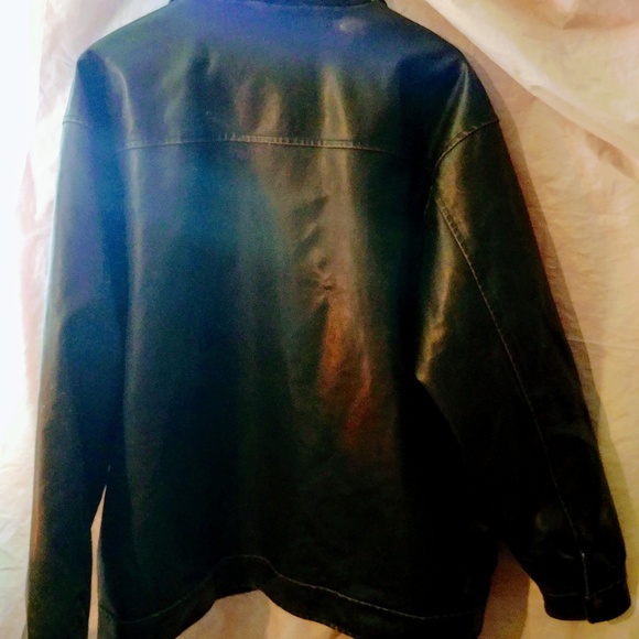 Motorcycle jacket - Picture 2 of 5
